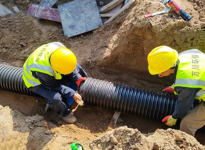 “五一”假期(qi)不停(ting)工 堅守(shou)一線保工(gong)期 緻(zhi)敬(jing)一(yi)線工作者