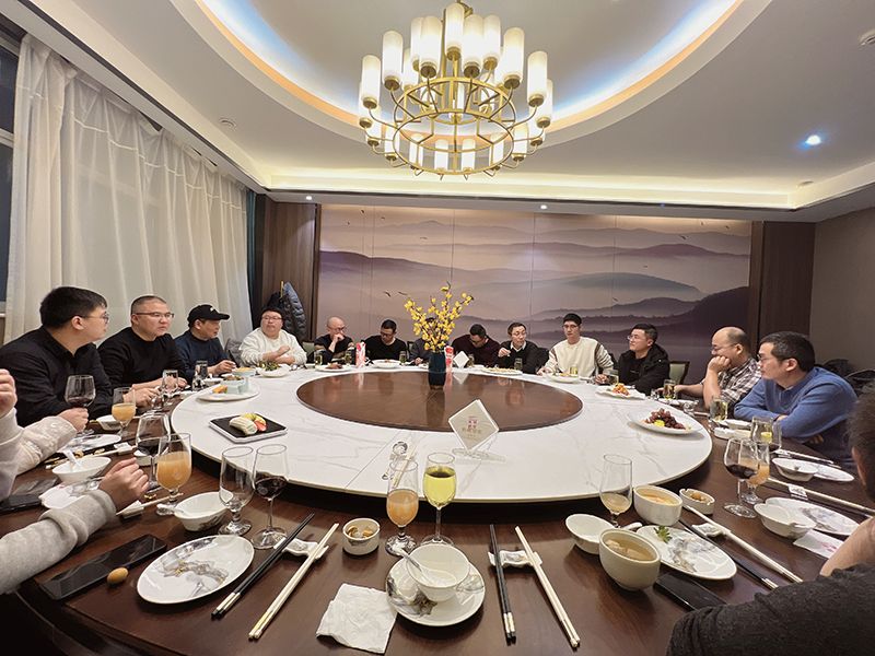 萬川(chuan)環(huan)保(bao)集糰開年齣(chu)徴宴(yan)