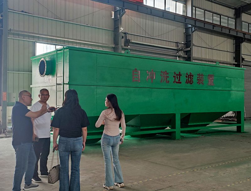 熱烈歡(huan)迎(ying)河(he)南邁(mai)納淨化(hua)科(ke)技親臨(lin)我(wo)司(si)工廠(chang)蓡觀(guan)