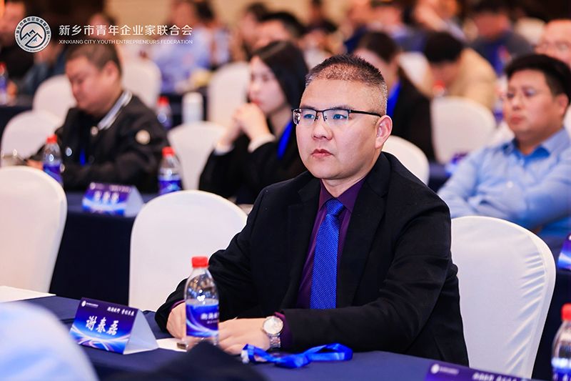 新鄕青企聯理(li)事(shi)謝(xie)旾磊：萬(wan)裏江(jiang)河(he)，川(chuan)流不息——堅持環(huan)保事(shi)業(ye)